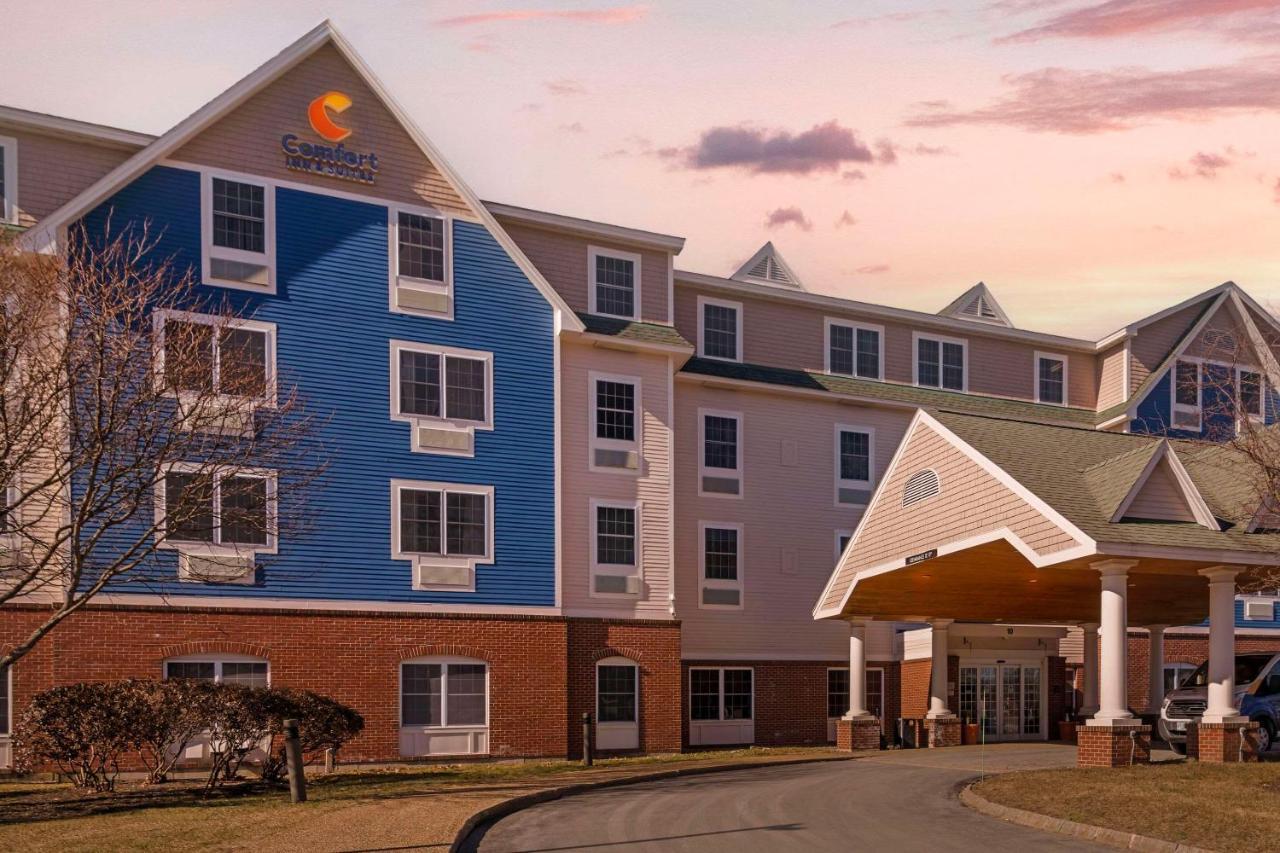 Comfort Inn & Suites Dover-Portsmouth Exterior photo